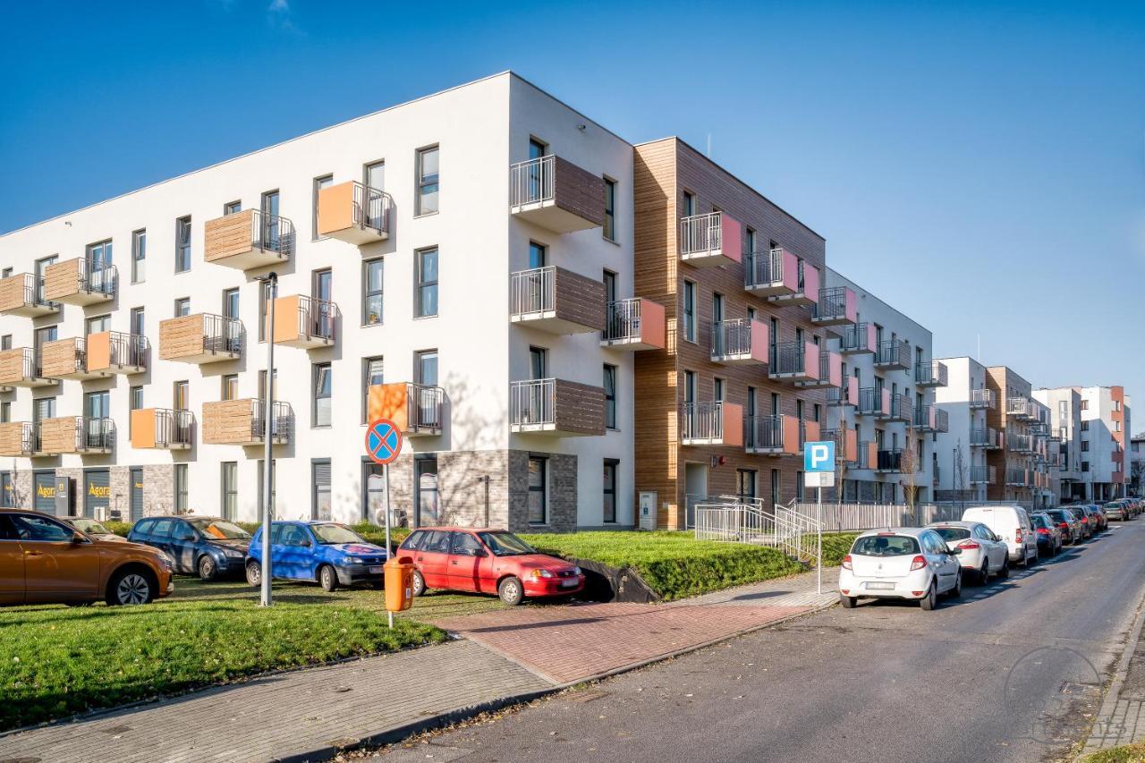 1555 Apartments II Z Miejscem Parkingowym Torun Bagian luar foto